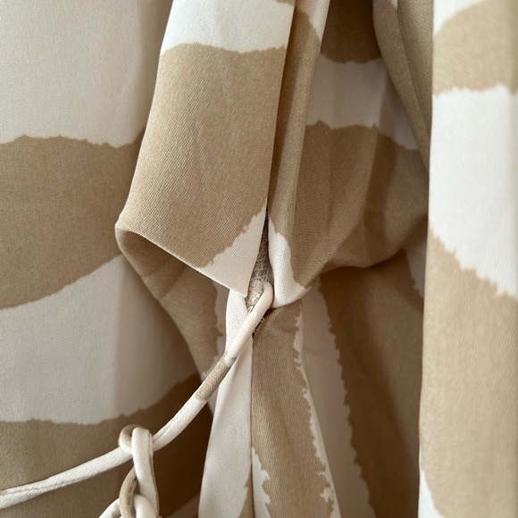 Zebra print wrap dress - Picture 4 of 4